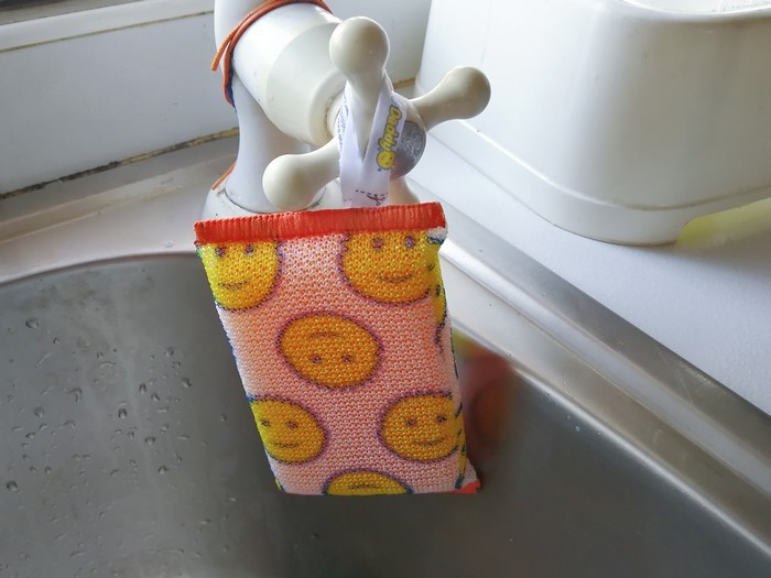 https://mommyplannerista.com/wp-content/uploads/2019/03/ScrubDaddy3.jpg